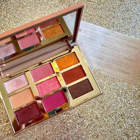 NWOB Complex Culture Cosmetics Future So Bright 9 Shade Vegan Eyeshadow Palette - Picture 4 of 11